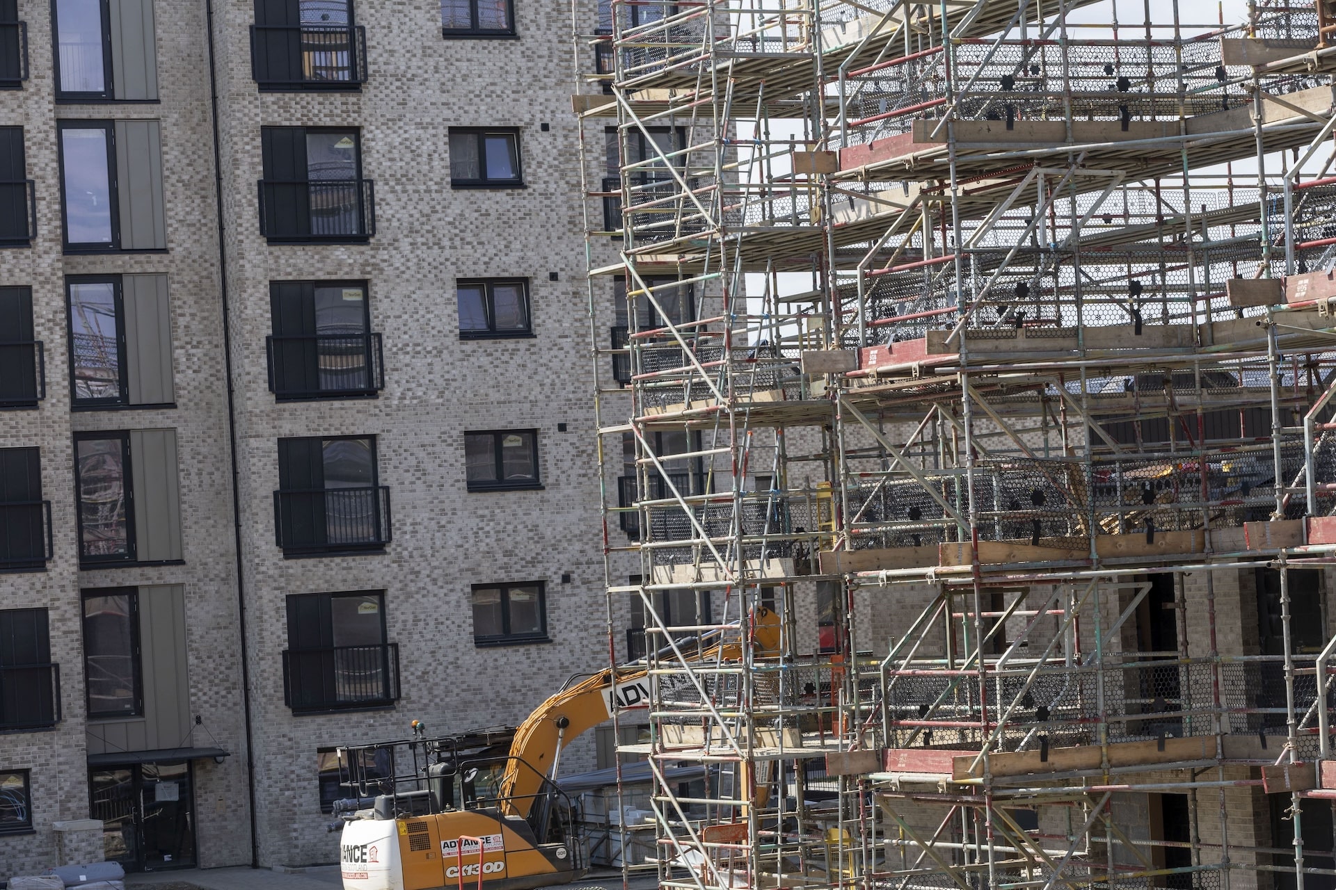 james-frew-construction-min